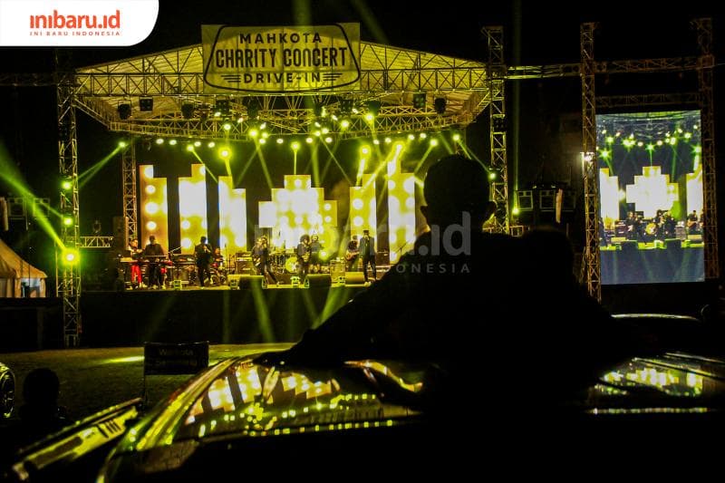 Melihat dari atas mobil. (Inibaru.id/ Audrian F)<br>