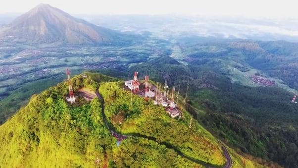 Telomoyo dari atas. (Quora)