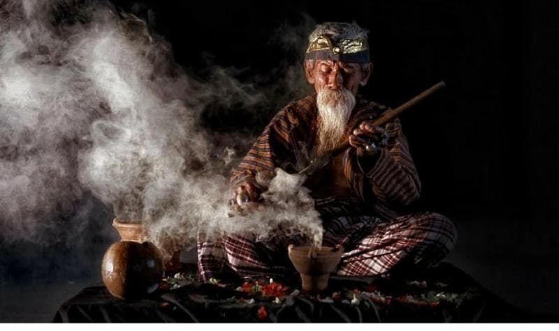 Ngeri juga kalau diserang dengan dukun yang lebih sakti! (Dinamika Jambi)