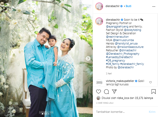 Maternity shoot kahiyang sekeluarga. (Instagram.com/Dierabachir)