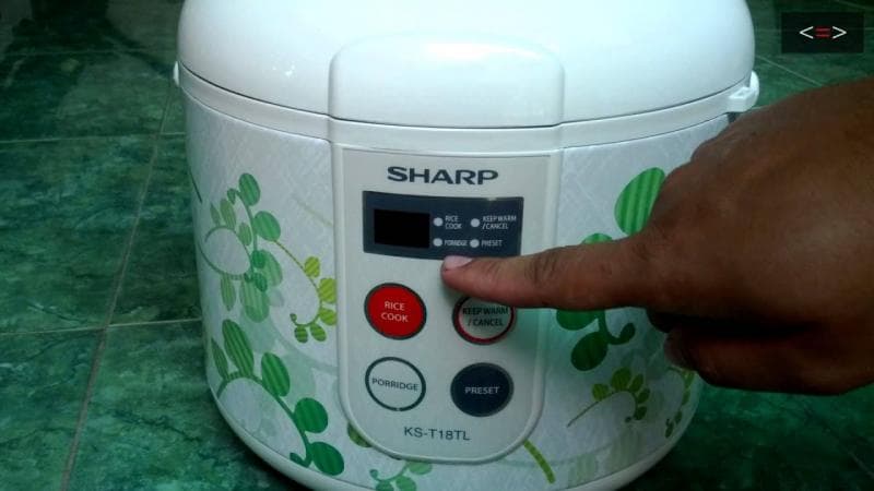 Jangan lupa tekan tombol <i>cook</i>! (Youtube)