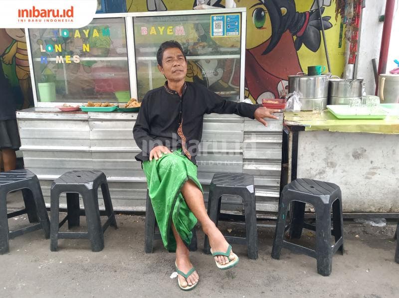 Muhammad Amhar, salah satu penghuni rumah 70 keluarga. (Inibaru.id/ Zulfa Anisah)