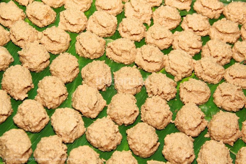 Selain rasa original atau kelapa muda, ada juga rasa coklat, nangka, dan durian.<br>