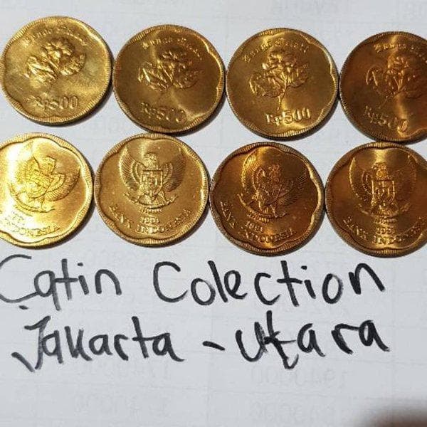 Uang Rp500 dijual dengan berbagai harga, dari ribuan hingga ratusan juta. (Tokopedia/catin.colection)