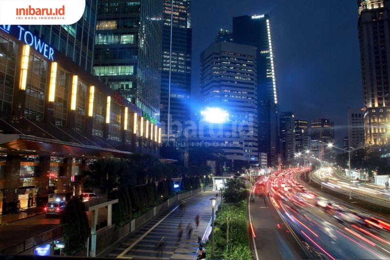 Ilustrasi: Setelah PSBB Transisi dianggap kurang efektif, Pemprov Jakarta resmi memberlakukan kembali PSBB untuk menekan penyebaran Covid-19. (Inibaru.id/ Triawanda Tirta Aditya)