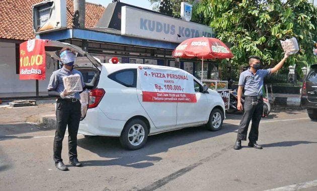 Harga pizza di pinggir jalan cenderung lebih murah. (BetaNews)<br>