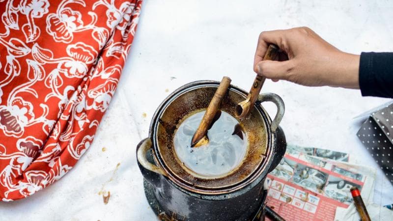 Ilustrasi: Proses membatik. (Jnbatik)