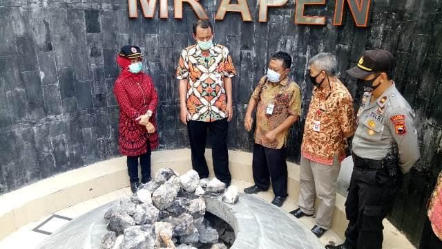 Pemerintah Grobogan saat meninjau lokasi. (Suarabaru)