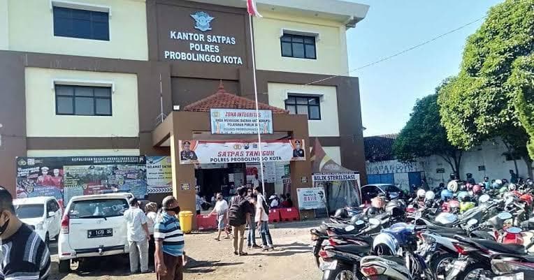 Kasus ini masih didalami polres setempat. (Polressidoarjo)