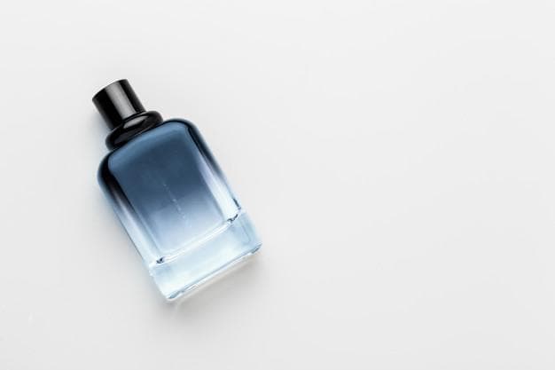 Wangi parfum nggak tahan lama. (Freepik)