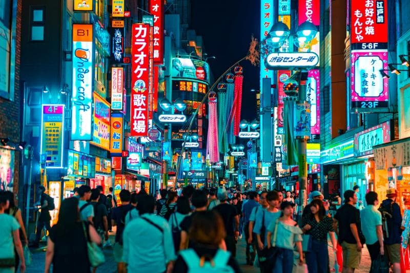 Shibuya, distrik khusus di Tokyo yang menjadi salah satu tempat tersibuk di Jepang. (Unsplash/Jezael Melgoza)