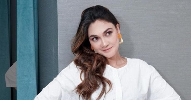 Perundungan merupakan salah satu alasan Luna Maya ingin mengakhiri hidup. (Instagram/LunaMaya)<br>