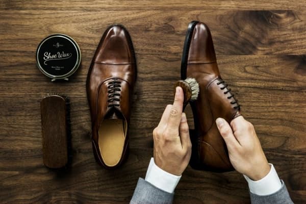 Ingin Sepatu Kulitmu Tetap Awet? Ini Caranya