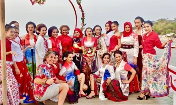 Peringati HUT RI, Ocean View Residence Pamerkan Paduan Tenun Troso dan Motif Kebaya Karimunjawa