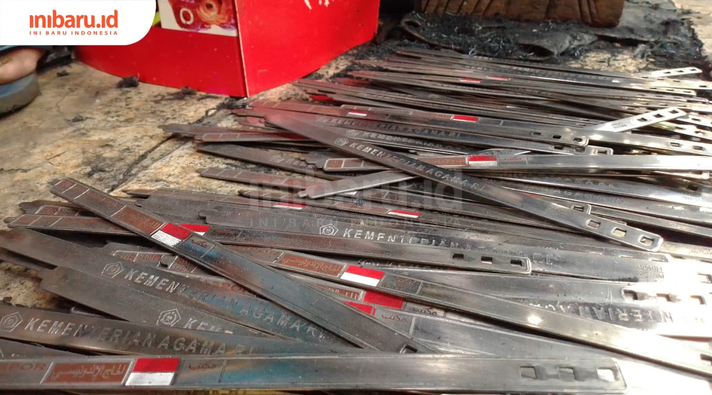 Proses pembuatan gelang haji, yang ada di Desa Bakalan, Kecamatan Kalinyamatan, Kabupaten Jepara Jawa Tengah. (Inibaru.id/ Pranoto)