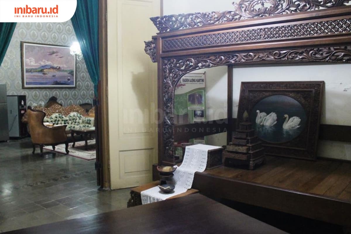 Replika ranjang yang digunakan oleh Kartini selama masa pingitan. Inibaru/ Pranoto