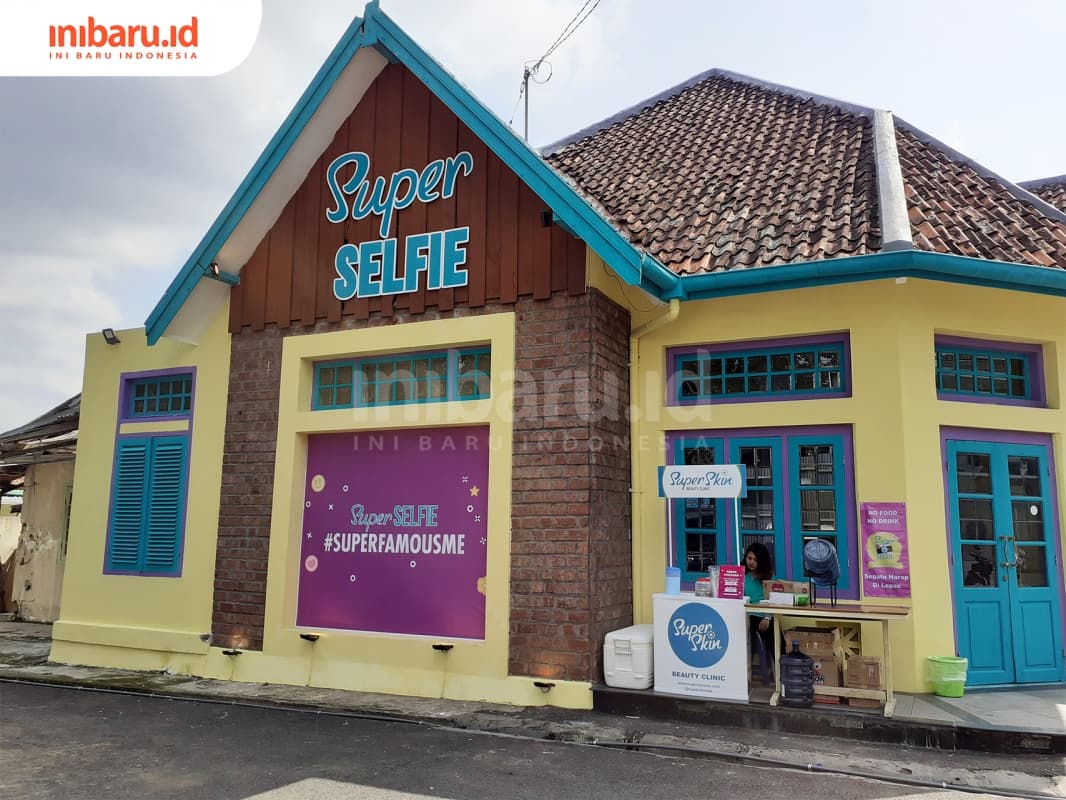 Wahana Super Selfie tampak depan. (Inibaru.id/ Zulfa Anisah)