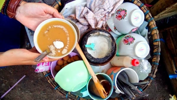 Adon-Adon Coro. (Pacarkecilku.wordpress)