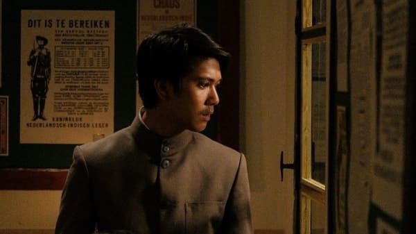 Salah satu adegan dalam film Bumi Manusia (Instagram/iqbaal.ee)