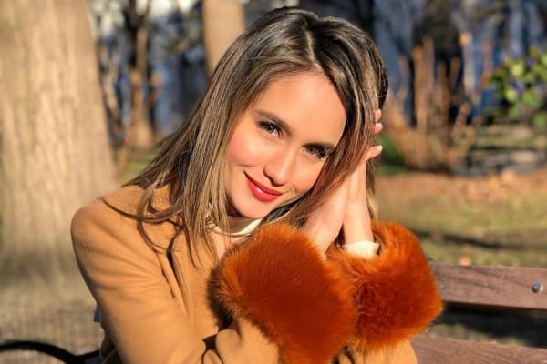 Cinta Laura mundur dari media sosial. (Instagram/claurakiehl)