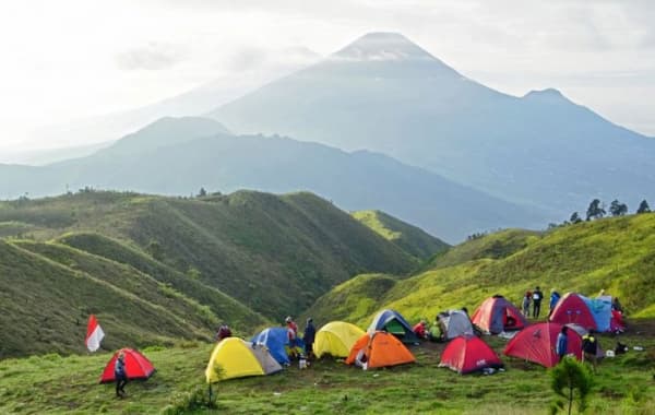 Kondisi puncak Gunung Prau. (Winarniblog.wordpress)