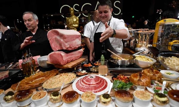Kabarnya 80 menu mewah disiapkan untuk memanjakan lidah para undangan Oscar 2019. (hellomagazine.com)