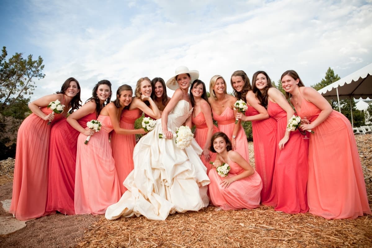 Tren warna 2019 versi Pantone adalah living coral. (Rmtprocessing)