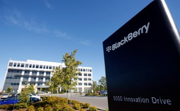 Blackberry Tuduh Facebook dkk Langgar Paten