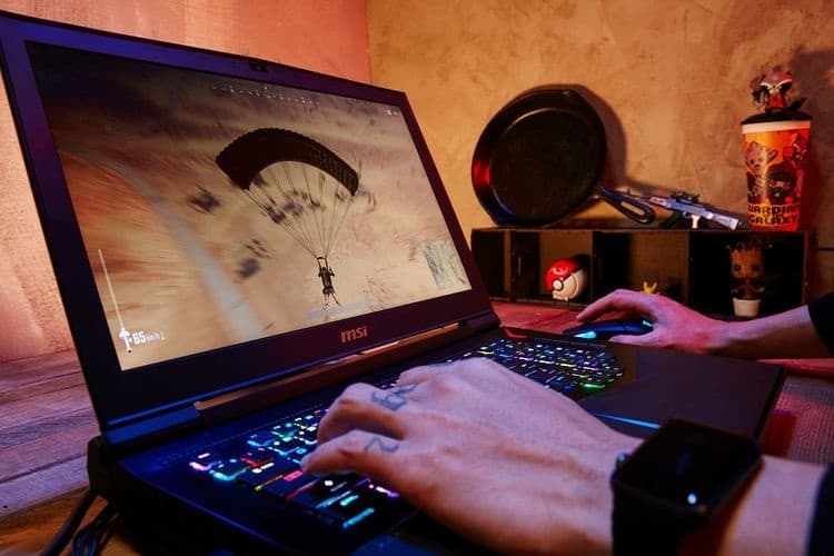 Laptop gaming MSI GT75 Titan dengan prosesor Intel Core i9. (MSI Indonesia)