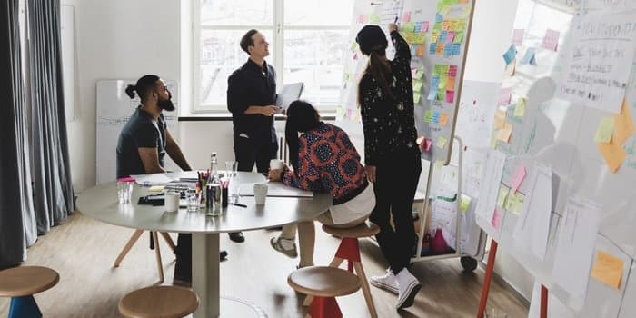 Bangun startup impianmu. (Incarabia.com)