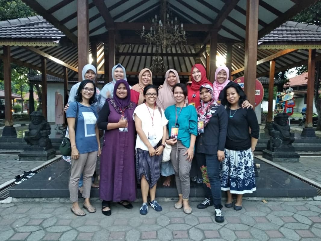 Woman Painter Community. (Doc. Wopanco)