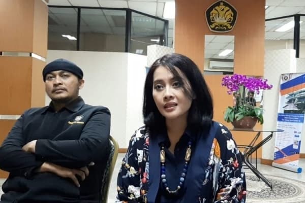 Kepala Biro Humas Universitas Pancasila (UP) Putri Langka. (Kompas/Walda Marison)