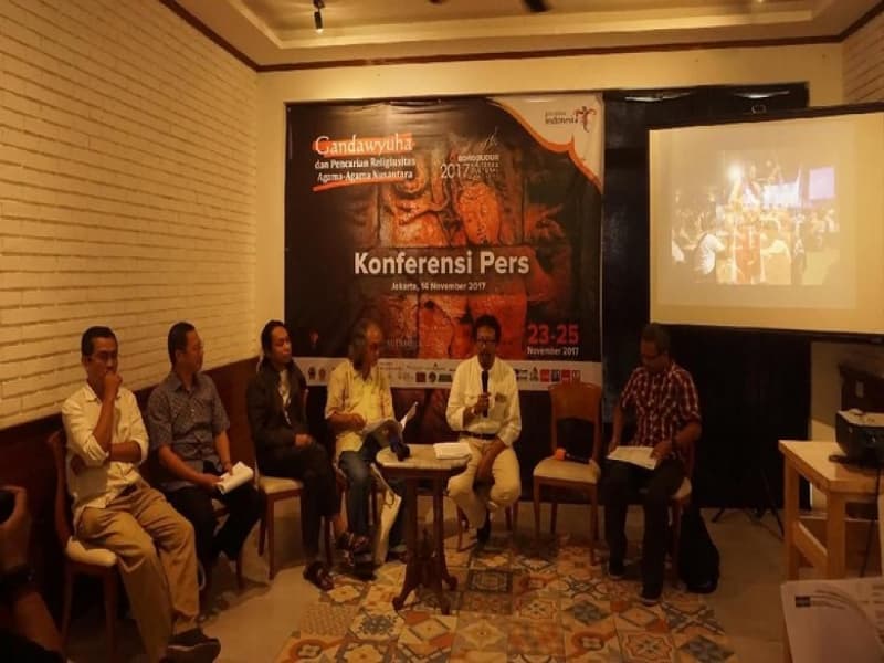 Berkisah tentang Keberagaman di Borobudur 