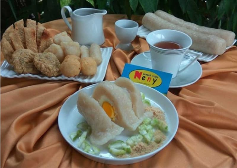 Pempek Krispi Beromzet Puluhan Juta 