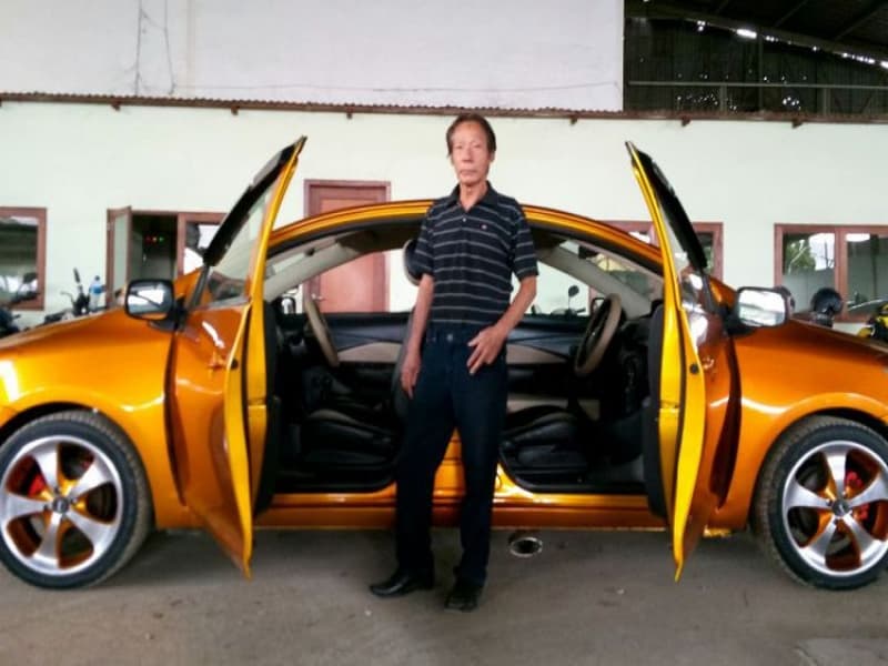 Mobil "Bermuka Dua" Habiskan Biaya Puluhan Juta