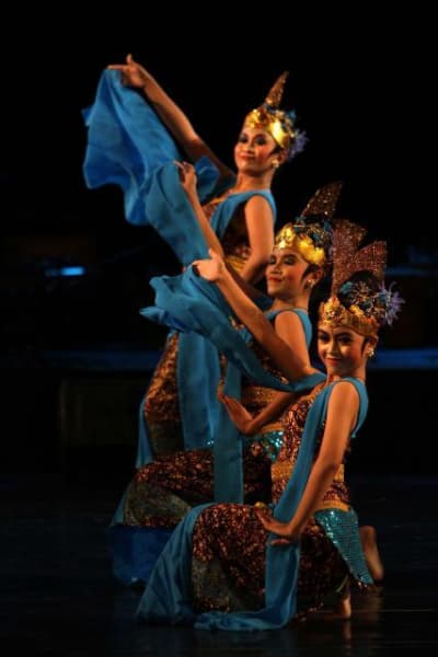 Lengger Kreasi Baru Bernama Lenggasor dari Purbalingga