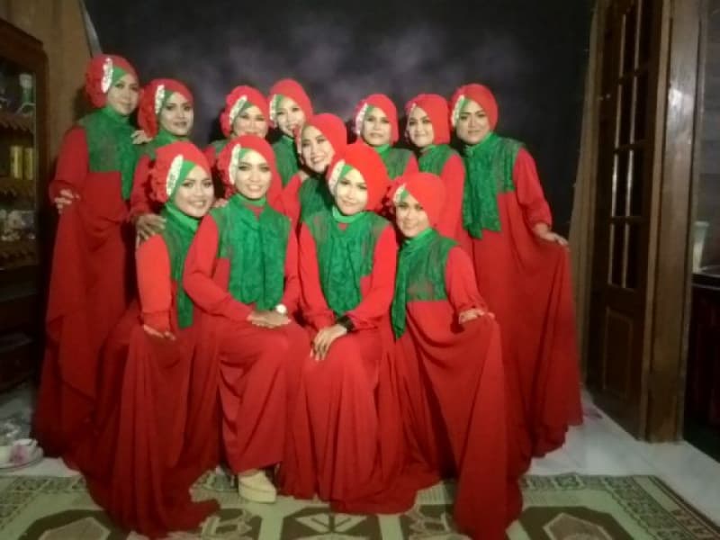 Nida Ria, Anak Kandung Nasida Ria yang Tetap Eksis