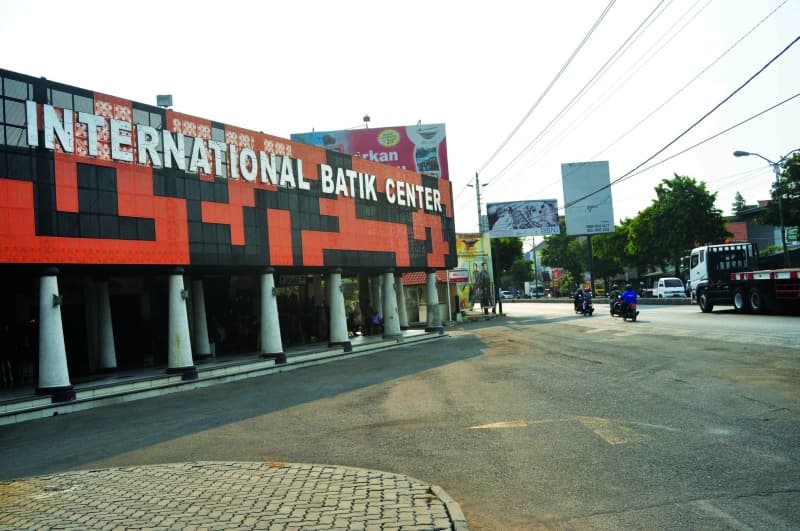 International Batik Center. (Batiklopedia.com)
