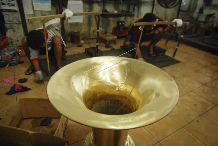 Industri kuningan Juwana. (Antarafoto.com)