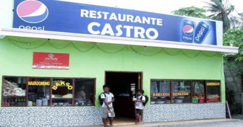 Salah satu warung wakan yang menjual penganan khas Indonesia di Timor Leste. (Pontianakpost.co.id)