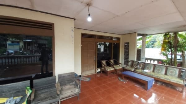 Rumah kontrakan Suami Istri terduga teroris di Gunungpati, Semarang.  (Kumparan/Afiati Tsalitsati)