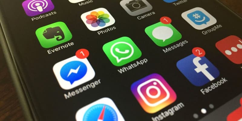 Kini, Video IG dan Facebook Bisa Diputar di WhatsApp!