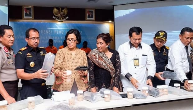 Konferensi pers kasus penyelundupan baby lobster (23/2/2018). (Tempo.co)