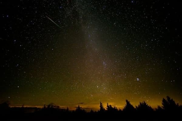 Hujan meteor preseid. (NASA The Commons/Bill Ingalls)