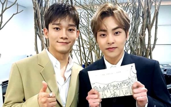 Chen dan Xiumin EXO. (Theqoo)