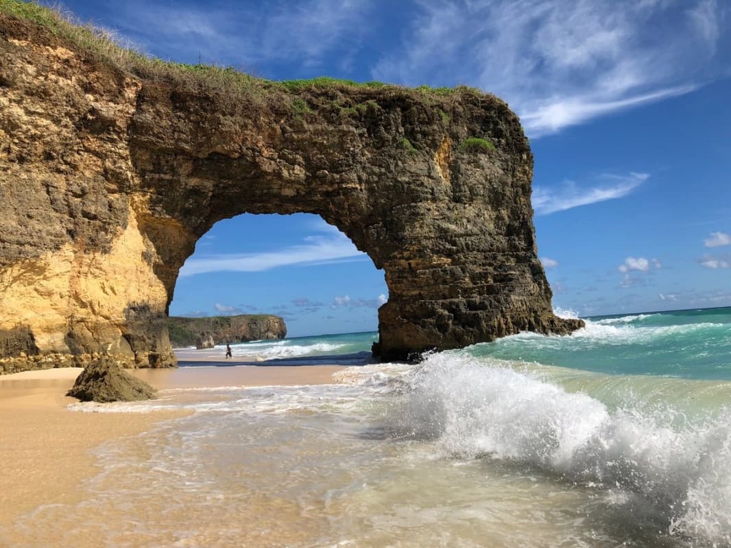 Pantai Bwanna di Pulau Sumba, NTT (Twitter/Ngabdul)