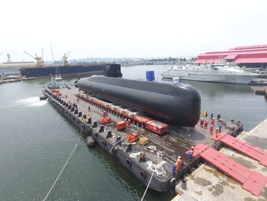 KRI Alugoro-405. (Lancerdefense)