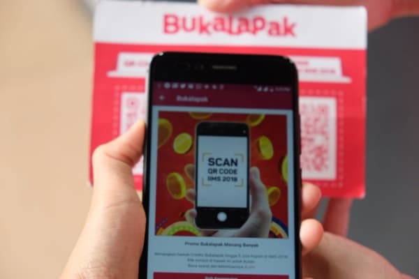 Ramai-ramai tagar uninstallbukalapak di twitter. (Twitter.com/bukalapak)