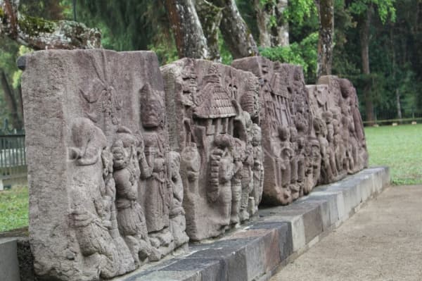 Relief di Candi Sukuh (Karanganyarkab)