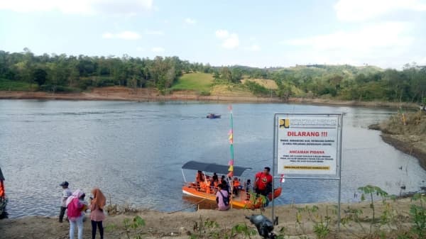 Wisata perahu bendungan Logung, Kudus ditutup sementara. (Kejoramuria)